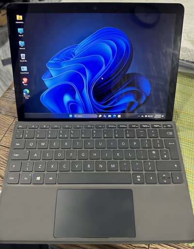 Microsoft Surface Go (10th Generation)