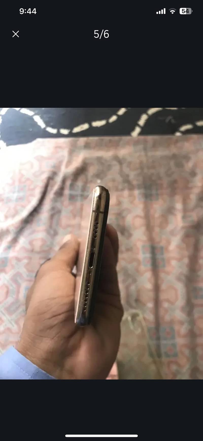 Apple iPhone XS Max 4
