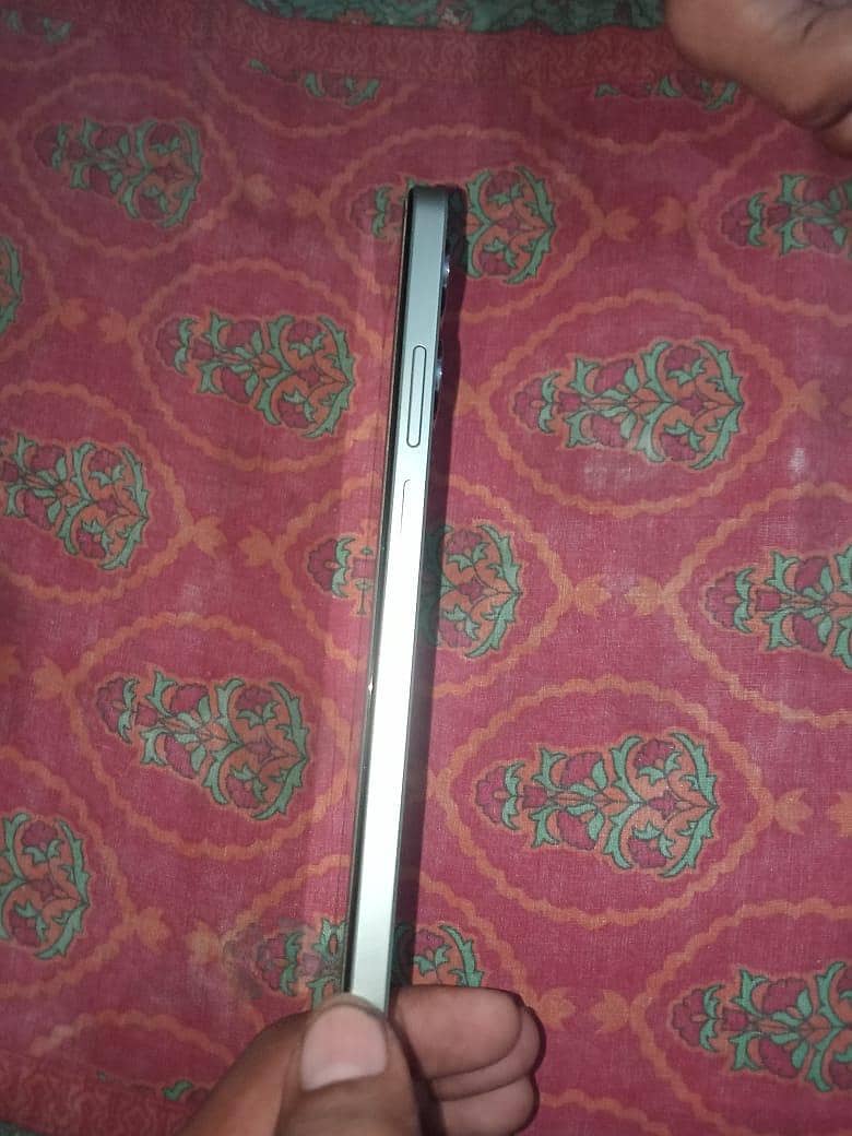 Realme Note 60 1