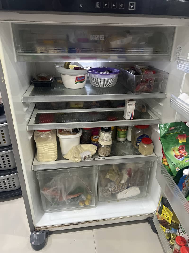 20 cubic fridge sharp imported 6