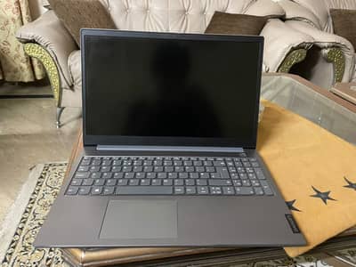 Lenovo ThinkBook 15 lce Lake CI7