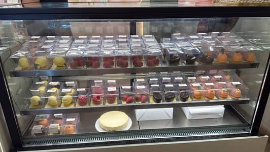 Salesman + Cashier for Bakery Staff
