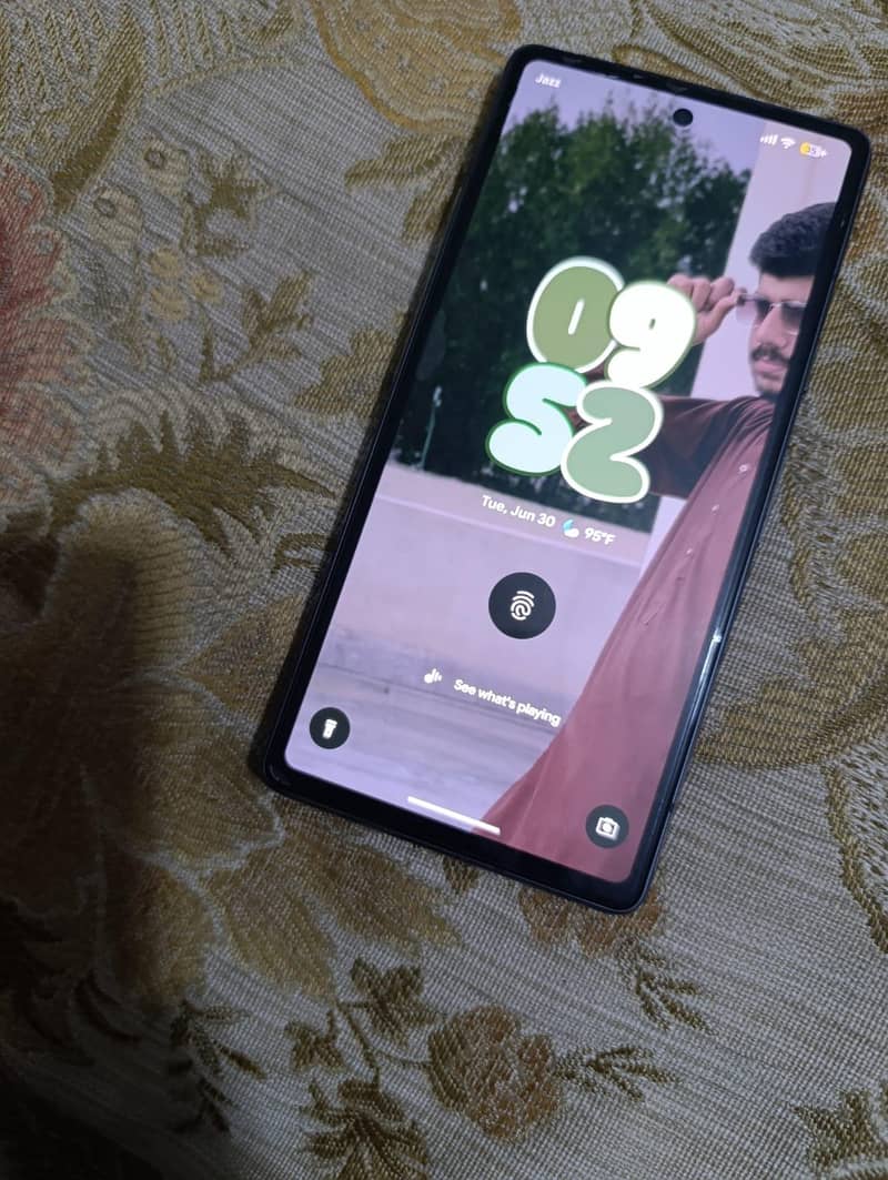 Google Pixel 7a 5