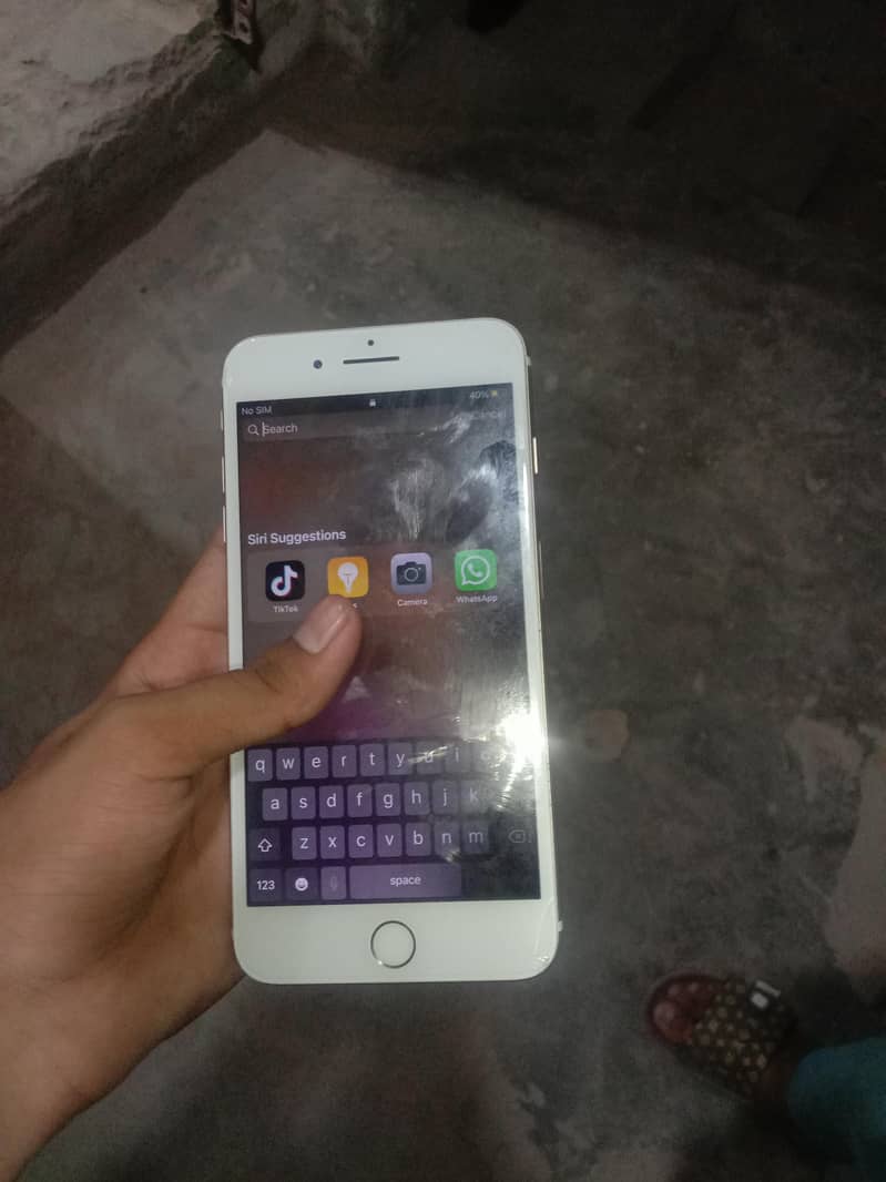 Apple iPhone 7 Plus 2