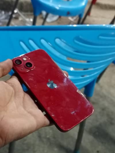 Apple iPhone 13