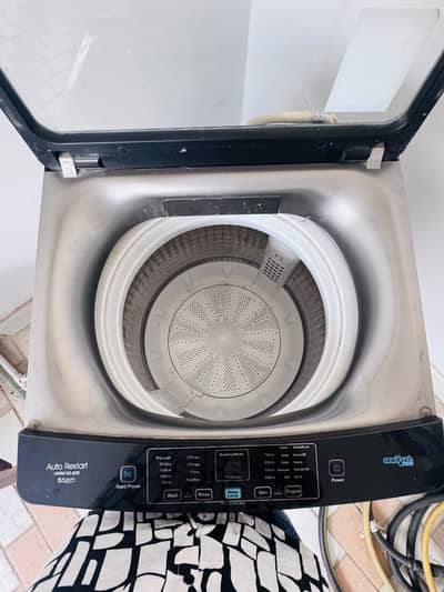 Fully automatic * 15 KG capacity * Good working condition