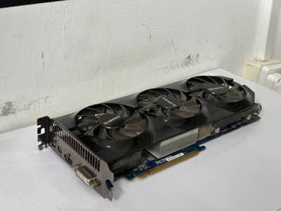 Gigabyte HD7950 OC Tri Fan