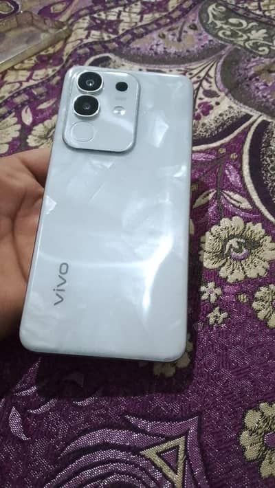 Vivo Y29