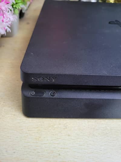 Playstation 4 Slim | PS4 Slim