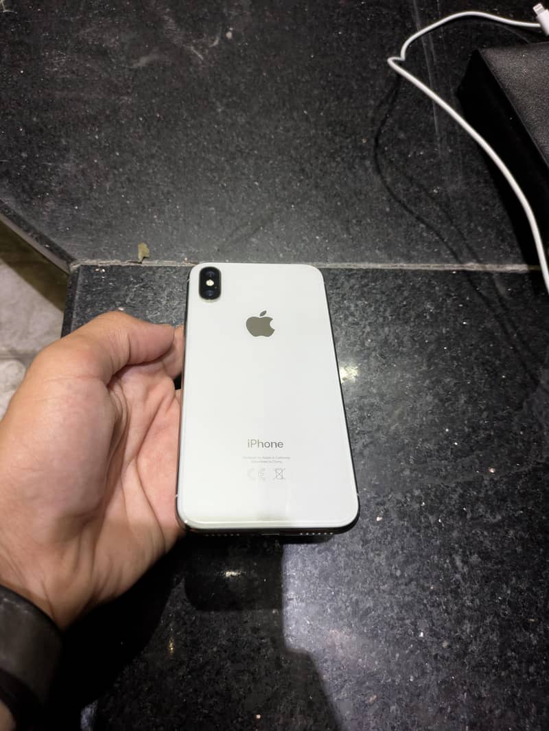 Apple iPhone X 0