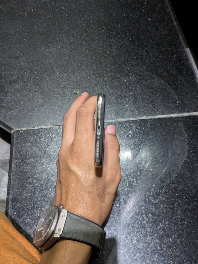 Apple iPhone X 2