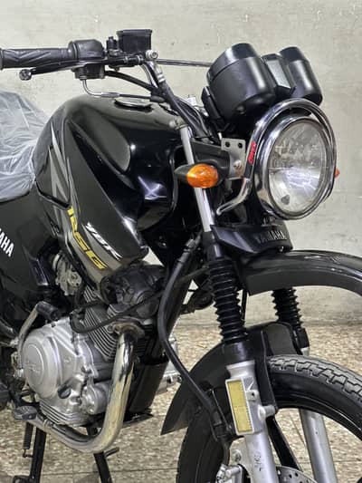 Yamaha ybr125g 2016 model ( japniess model )