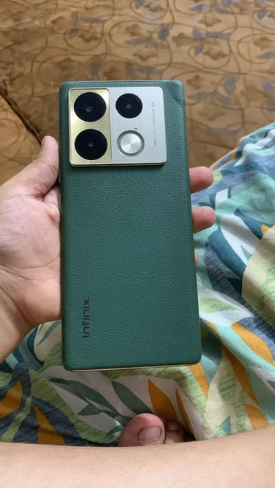 Infinix Note 40 Pro
