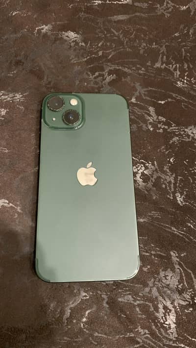 Apple iPhone 13