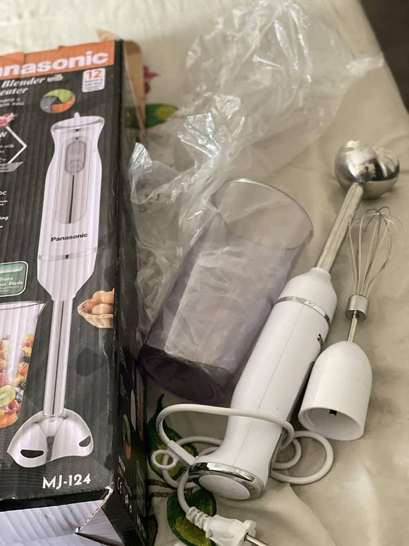 hand blender 0