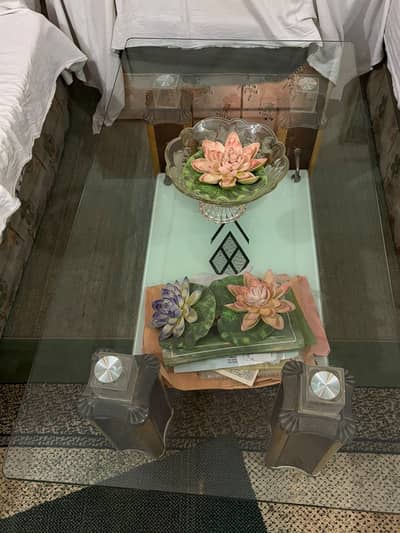 Centre table
