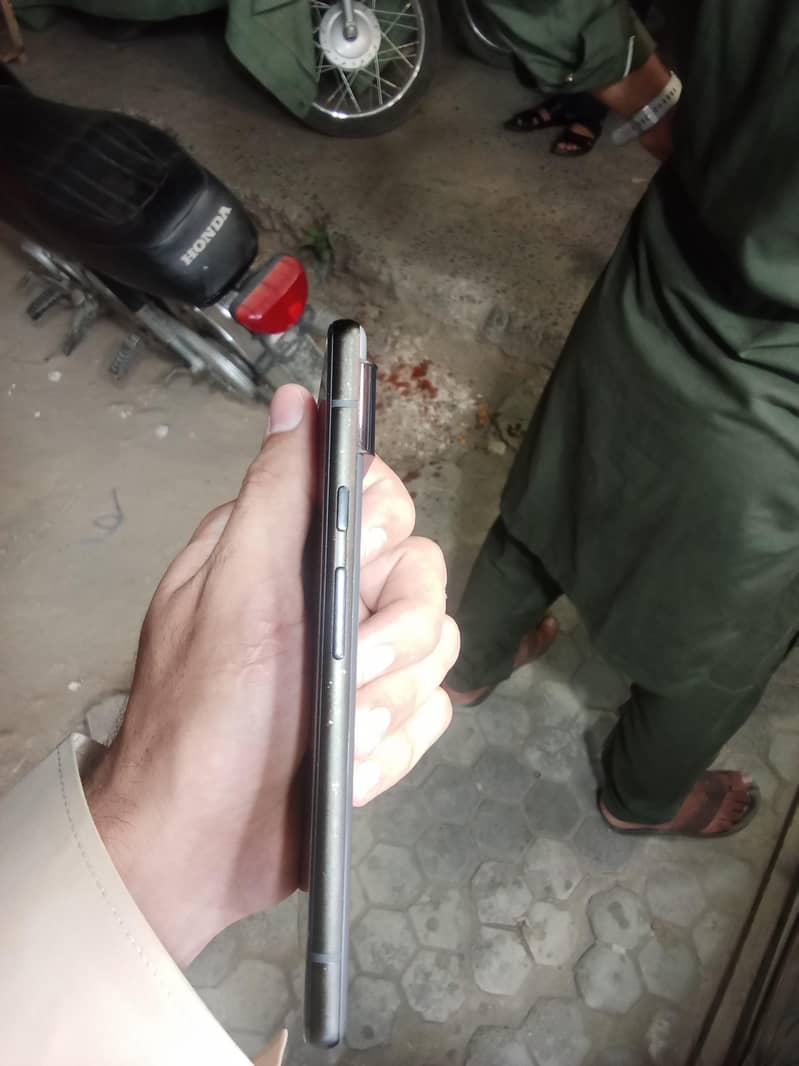 Google Pixel 6 0