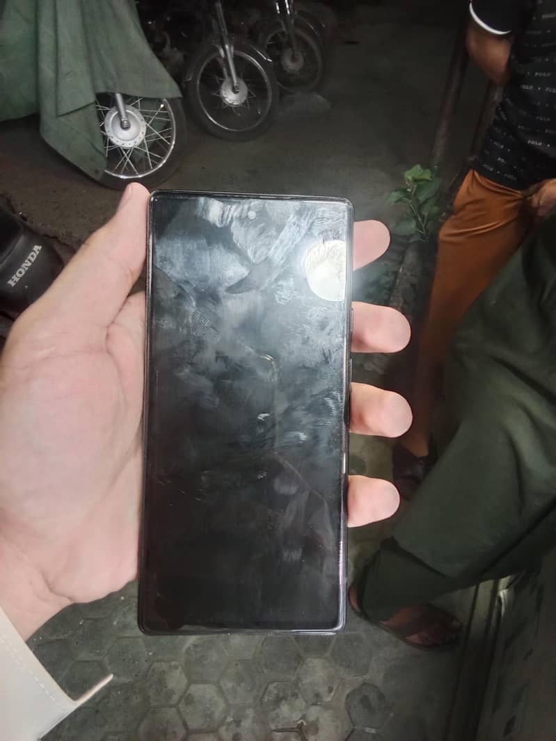 Google Pixel 6 4