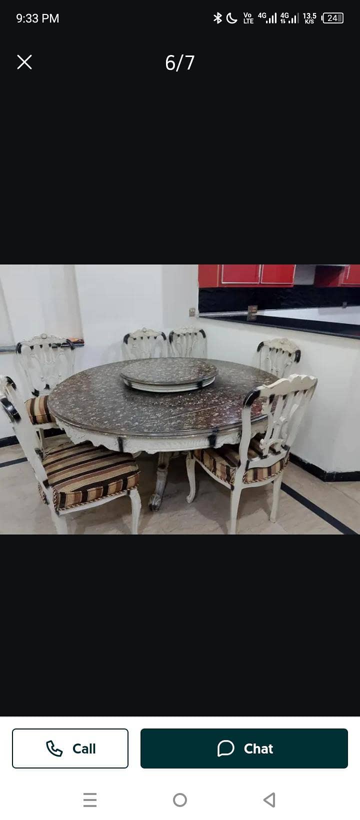 Round dining table with 6 chars 0