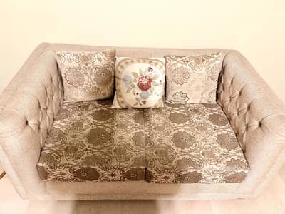 7 seater sofa set with center table