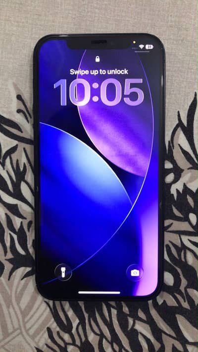 Apple iPhone 12