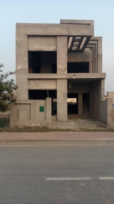 5 Marla Grey-Structure House for sale in Bahria Town Lahore, Ghaznavi Block