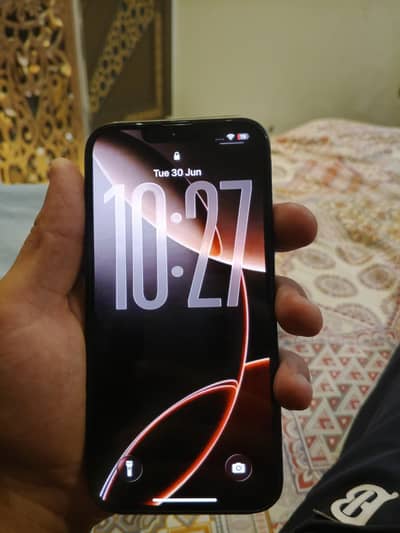 Apple iPhone 13 jv under warranty