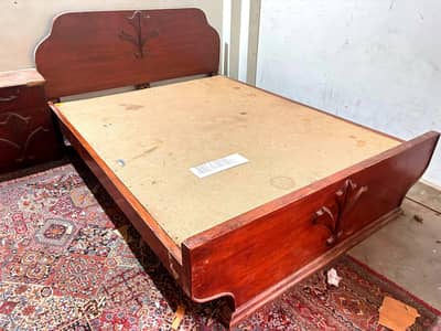 complete furniture bed,side table,wardrobe,dressing table