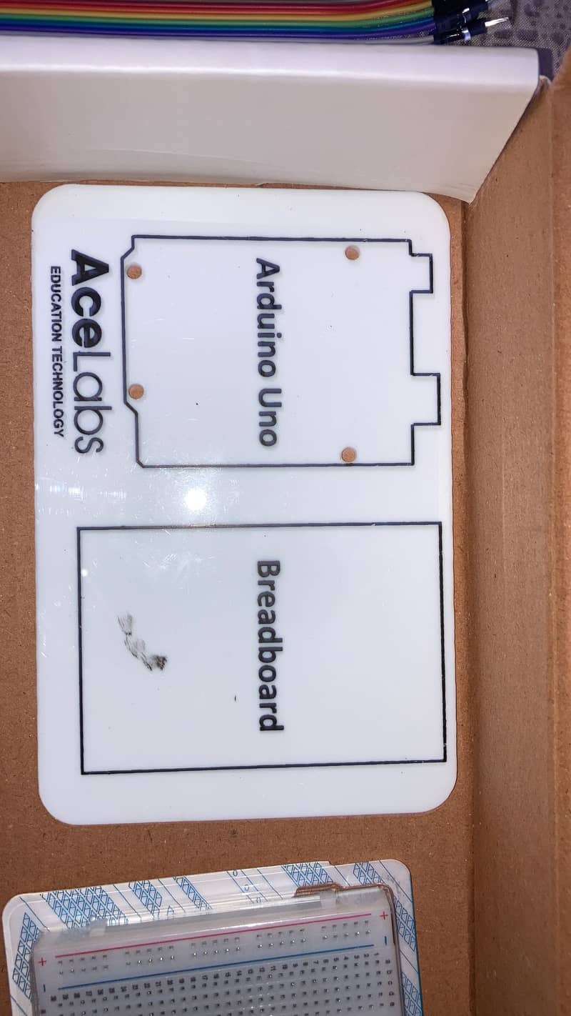 Programmable electronics kit 1