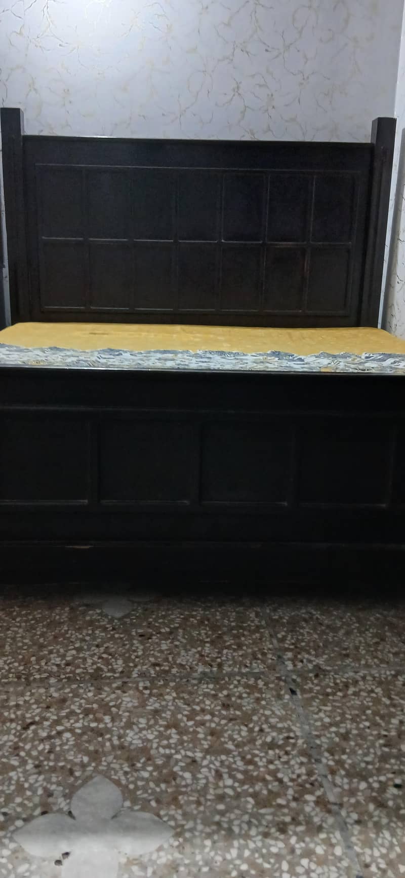 bed set and dressing table 1
