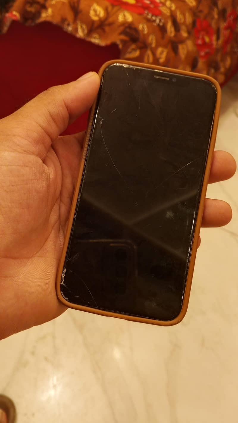 Apple iPhone X 5