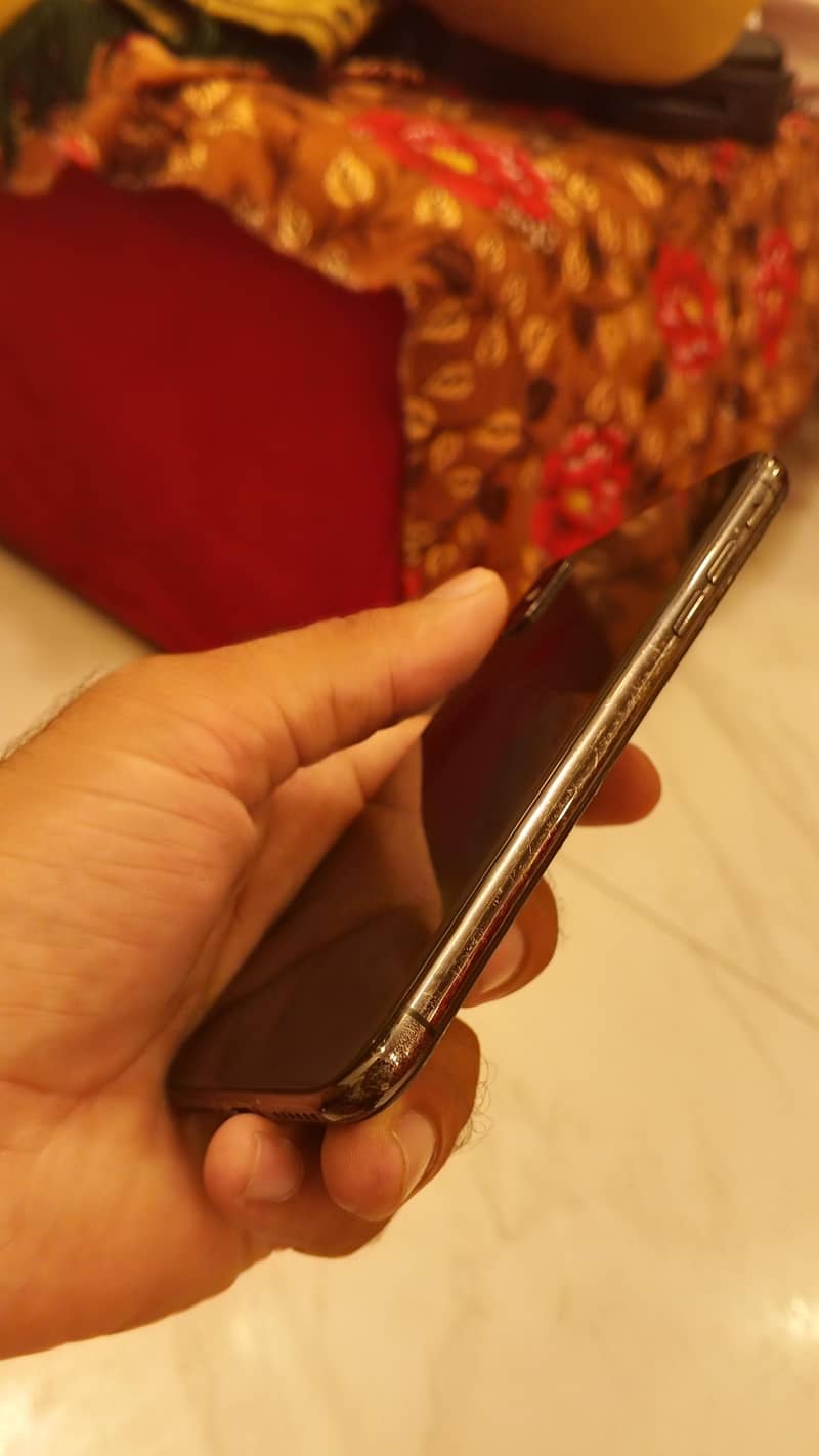 Apple iPhone X 7