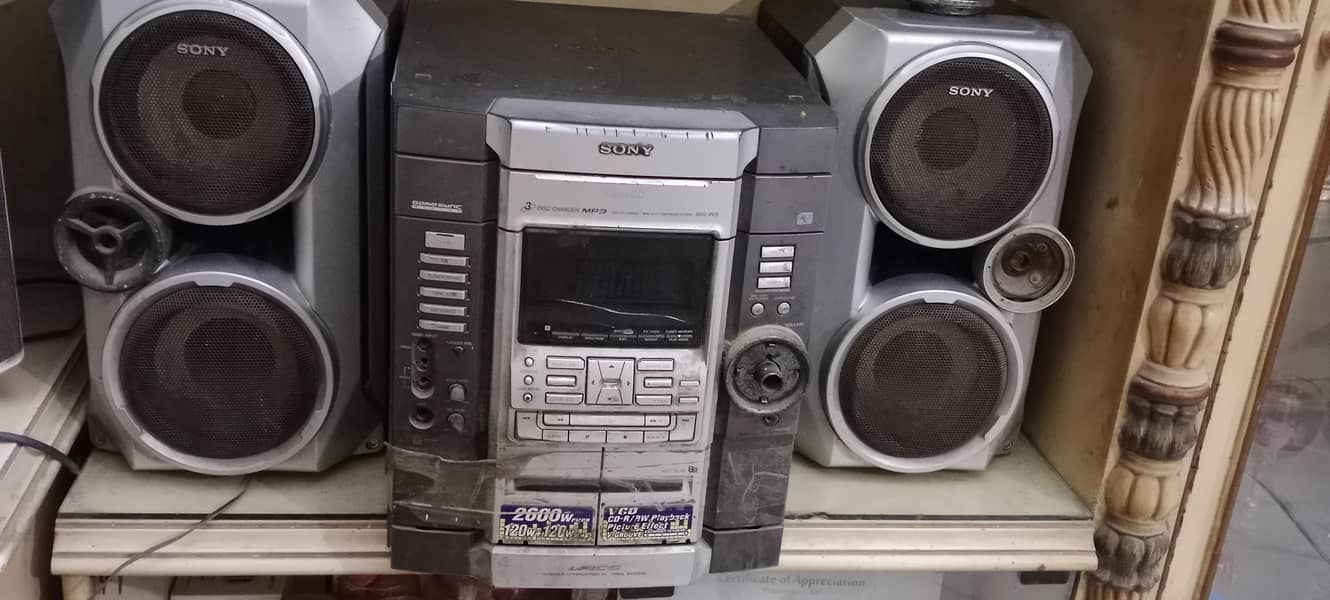 CD player 0