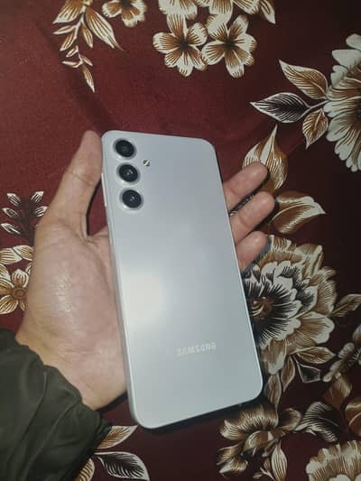 Samsung Mobile A16 8/256 10/10 condition