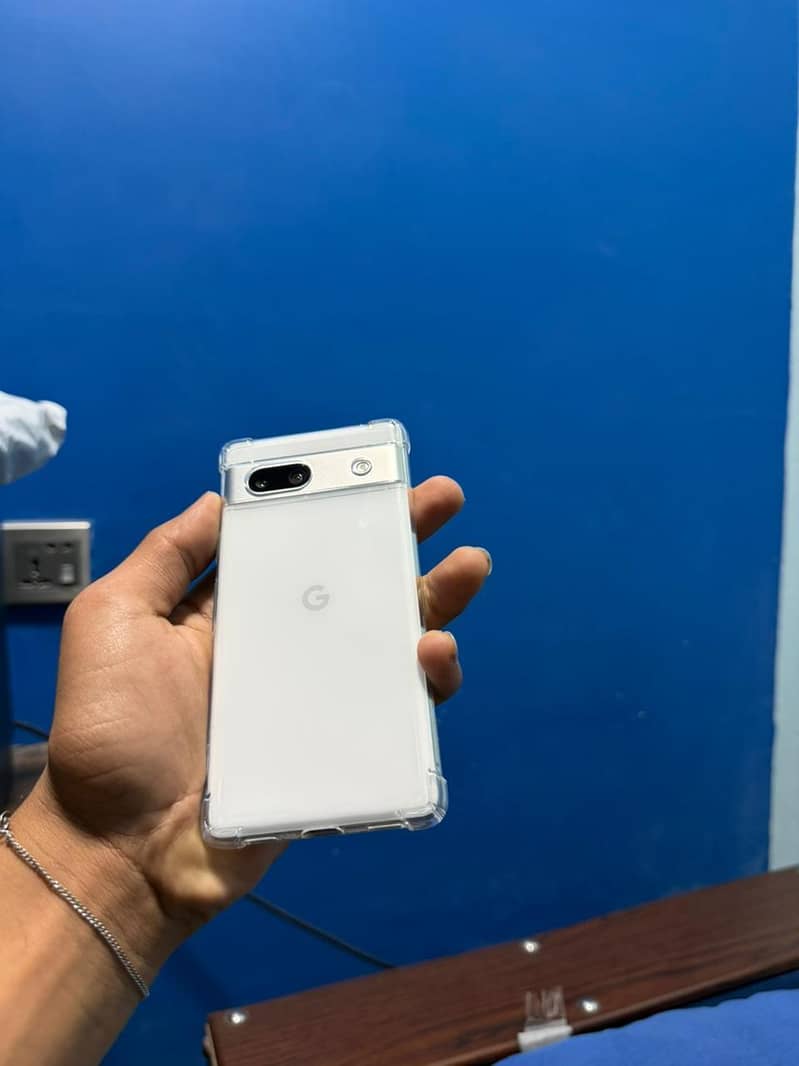 Google Pixel 7a 4