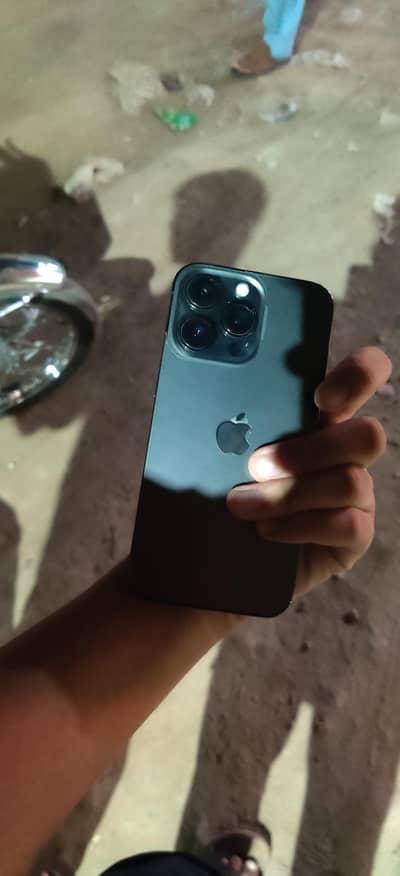 Apple iPhone 13 Pro