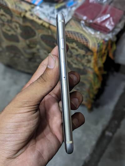 Apple iPhone SE2020