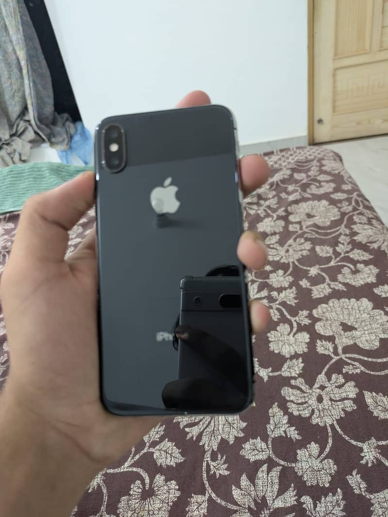Apple iPhone X 2