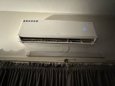 Hyundai 1.5 Ton Inverter AC