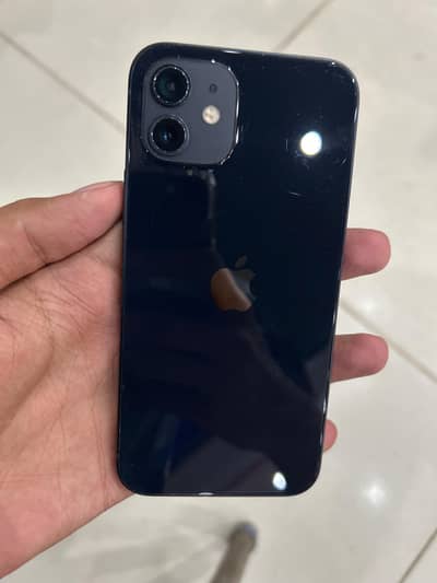Apple iPhone 12