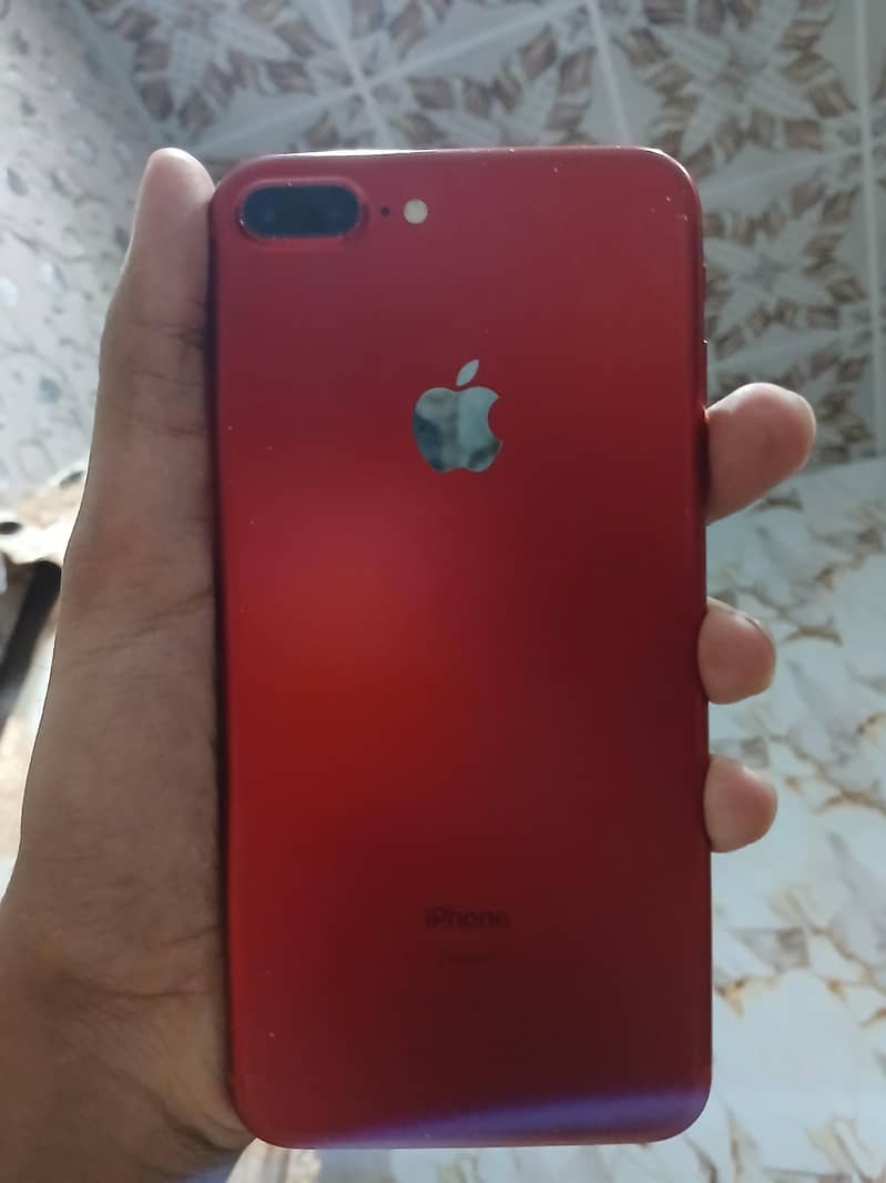 Apple iPhone 7 Plus 1
