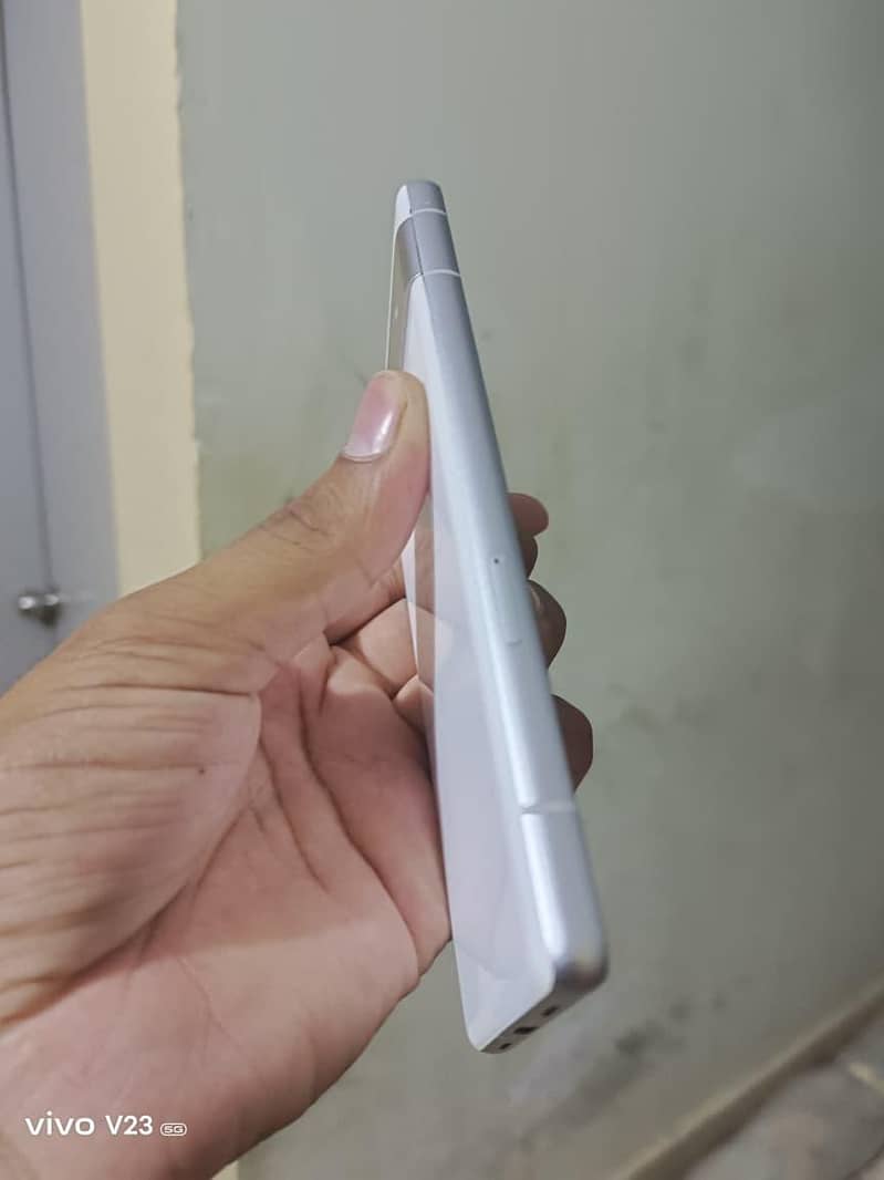 Google Pixel 7a 6