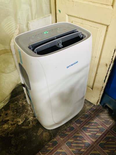 Skyiwood Portable AC – TAC-12CHPB/KC