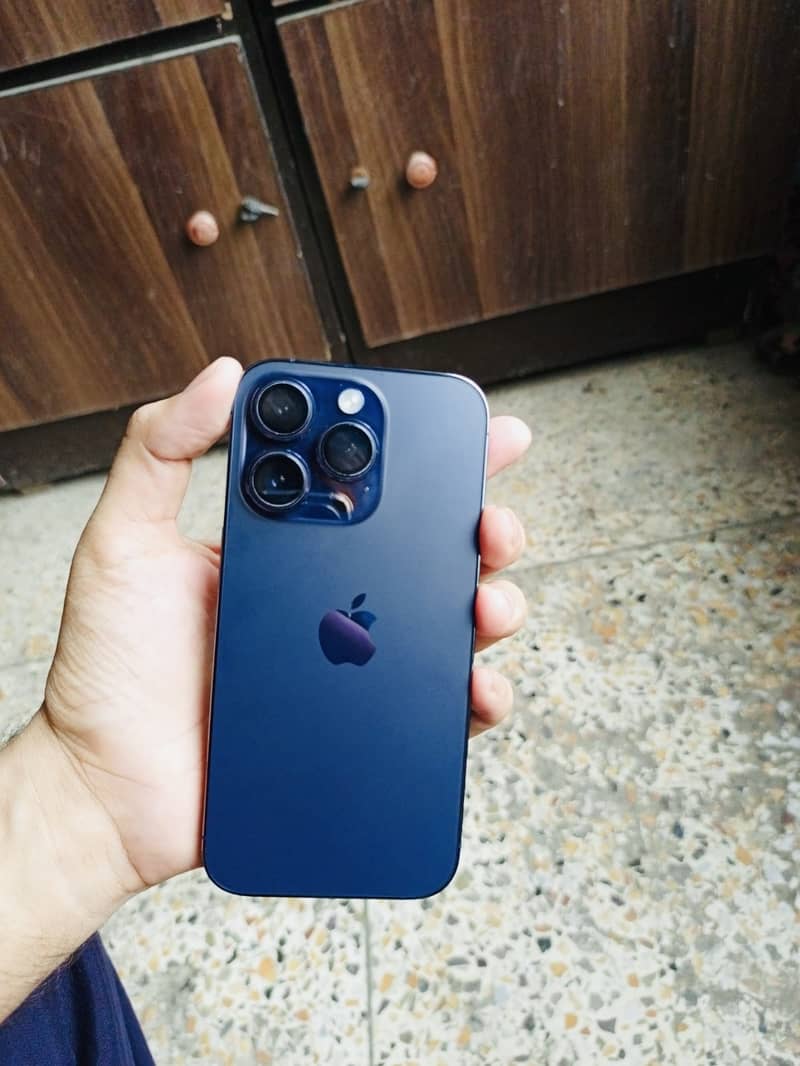 iPhone 14 pro 0