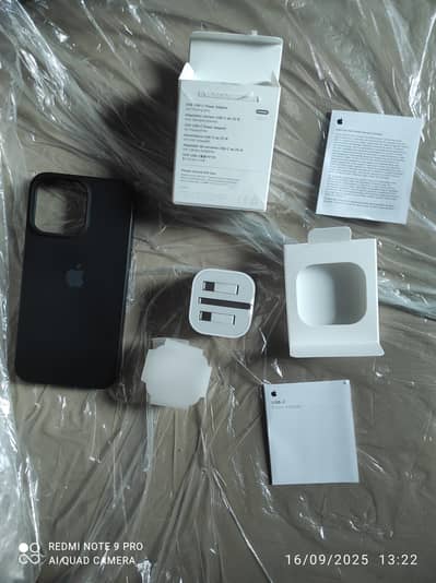 iPhone Charger (Type C) complete box + Back Cover (iPhone 15 pro max)