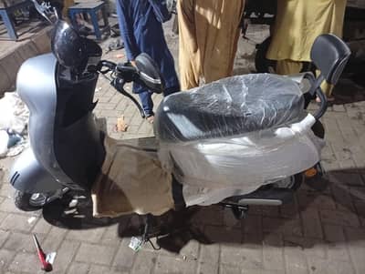 electric bike  scooty