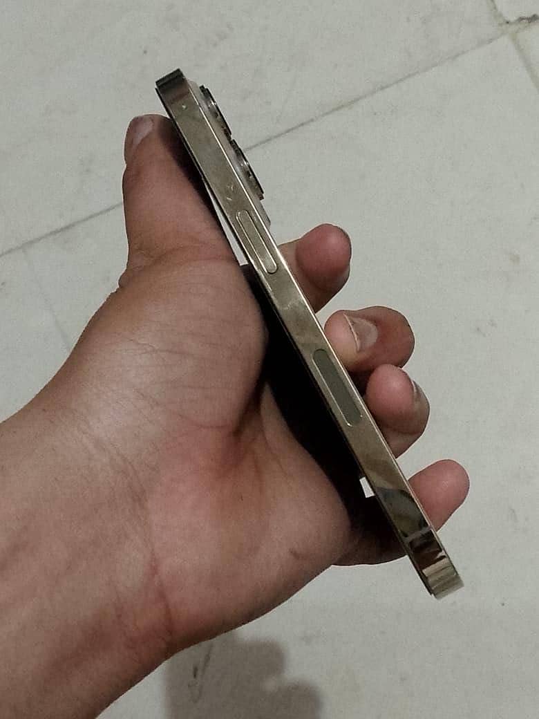 iPhone 13 Pro 9