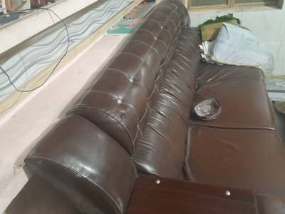 Sofa set 3 seater 2 seater and 1 seater. Complete sete no defect 100%