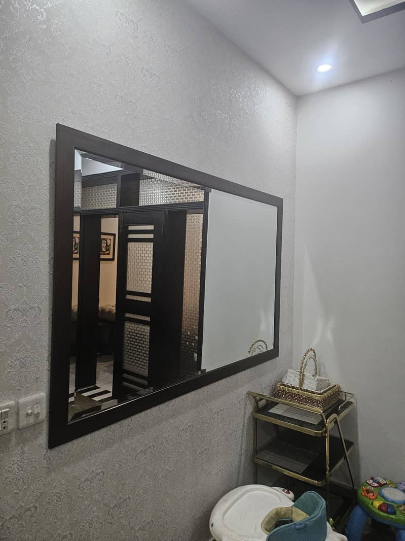 Sideboard with mirror-Mirror with table-Console table-Buffet-Sideboard 5