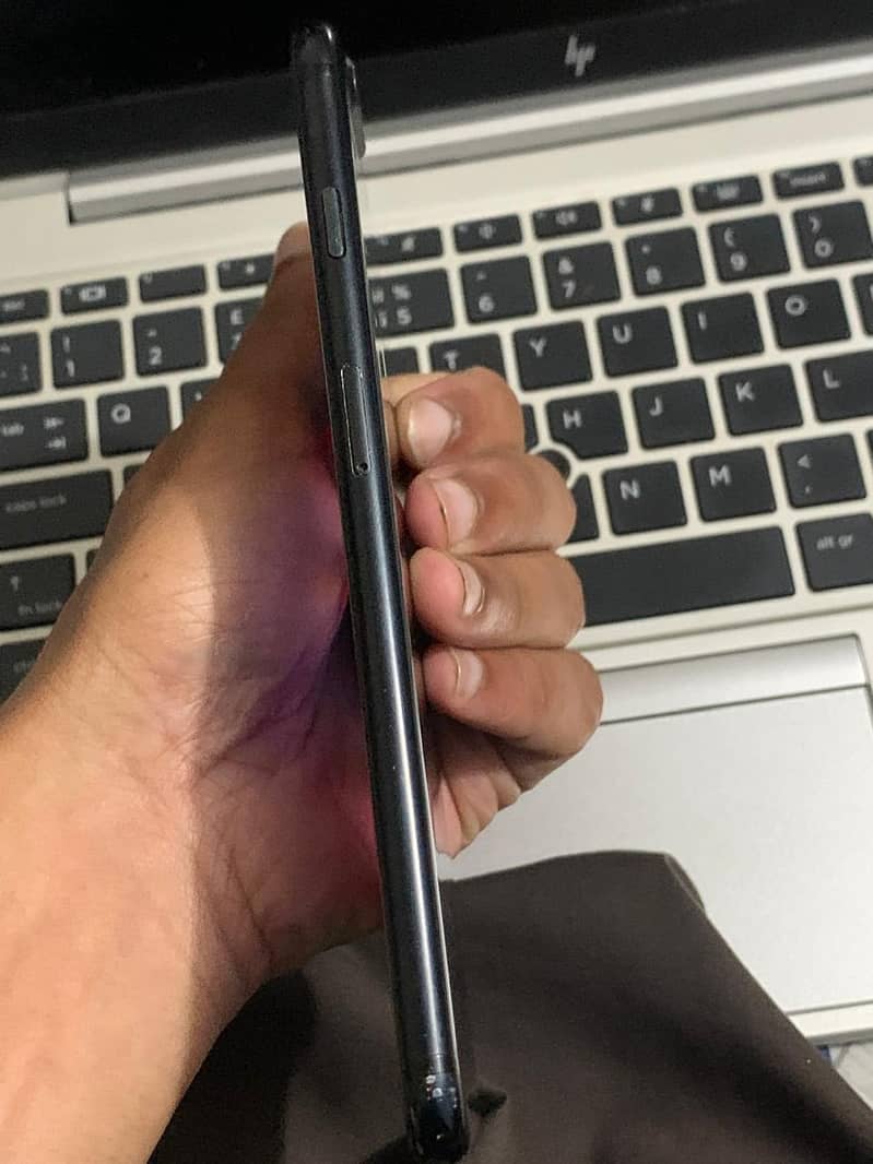 Apple iPhone 7 Plus 2